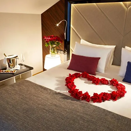 Inx Design Hotel 4*